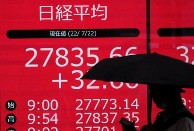 Asian shares mixed on weak Japan manufacturing data