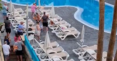 Spain holidaymakers in mad 'sunbed race' to reserve loungers