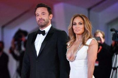 Jennifer Lopez and Ben Affleck jet to Paris for their honeymoon after Las Vegas ceremony