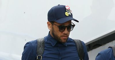Dani Alves takes leaf out of Man Utd stars' book as his next transfer is decided