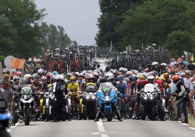 Protesters interrupt Tour de France again
