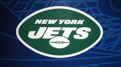 Jets Unveil New Black Alternate Helmet for 2022 Season