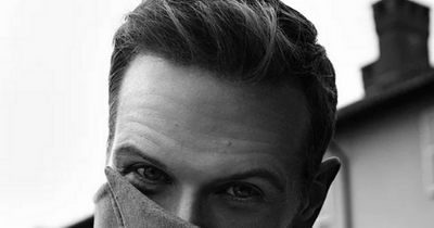 Sam Heughan shares some smouldering snaps as he wishes fans a great weekend
