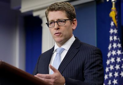 Jay Carney, Amazon's top policy exec, leaves for Airbnb