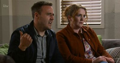 ITV Coronation Street viewers distracted by issue as Fiz and Tyrone's affair rumbled