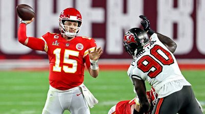 Mahomes Reacts to Massive Recent Quarterback Contracts