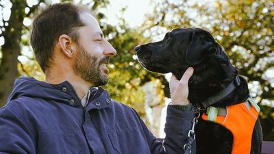 Mount Gambier man's friendship with guide dog opens up world of adventure