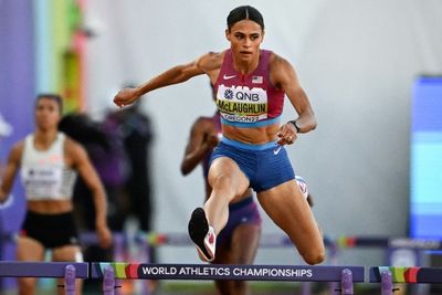 McLaughlin sets worlds alight as Miller-Uibo, Norman claim 400m crowns