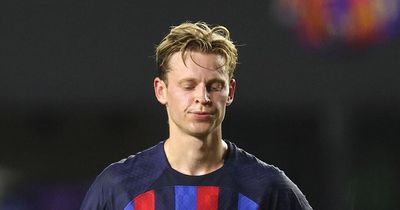 Barcelona ease financial issues amid Manchester United interest in Frenkie de Jong