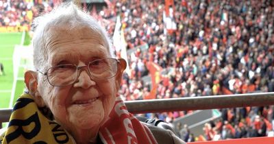 Pensioner meets hero and attends final match days before death