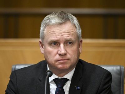 Tas premier makes AFL bid funding threat