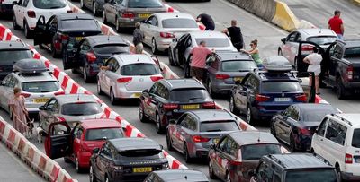 Dover traffic - live: French MP blames Brexit for chaos as queues form for second day