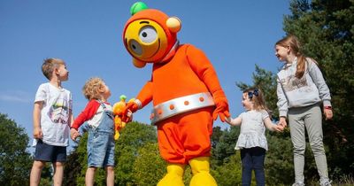 Colourful character visits Lanarkshire parks to give kids road safety lessons