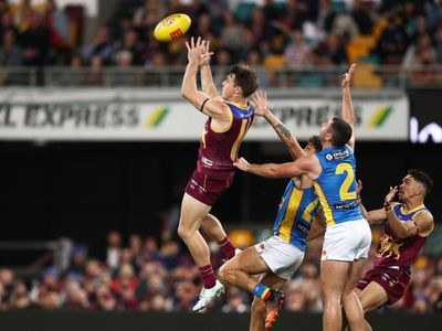 Lions beat Suns in thrilling AFL Qld derby