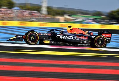 Verstappen sizzles in the sun to dominate final practice