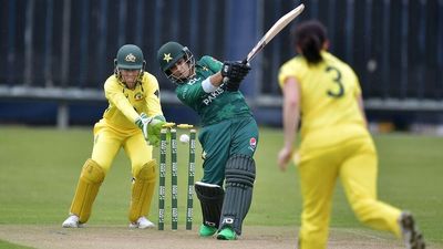 Australia vs Pakistan Twenty20 tri-series match cut short by rain in Ireland