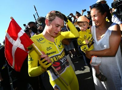 Vingegaard survives 'heart attack' slip to virtually wrap up Tour de France