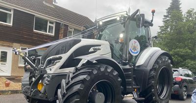 Newcastle United fan turns up in 'Toon tractor' to his Hexham wedding