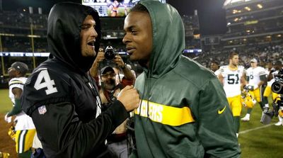 Davante Adams Calls Raiders QB Derek Carr a ‘Hall of Famer’