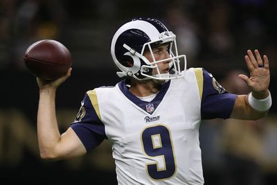 Rams bring back QB Luis Perez