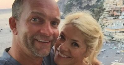 Holly Willoughby 'burst into tears' over stress just days before wedding to Dan Baldwin