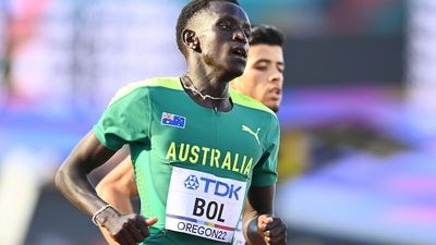 Australia's Peter Bol finishes seventh in men's 800m final at World Athletics Championships