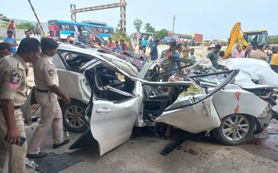 Two Bengaluru cops among three killed in accident in Andhra’s Chittoor
