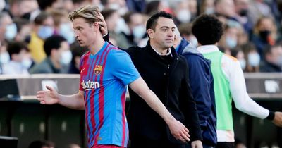 Xavi gives Man Utd hope in Frenkie de Jong transfer chase despite hinting at new role