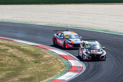 WTCR Vallelunga: Girolami and Magnus win as Lynk & Co pull out