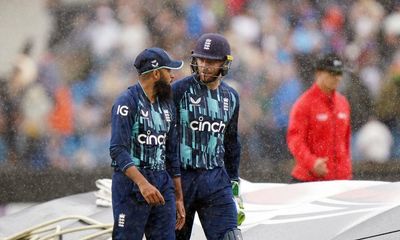 De Kock dazzles before rain ruins England v South Africa ODI decider