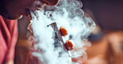 Scottish Government should encourage smokers to swap cigarettes for vapes, poll suggests