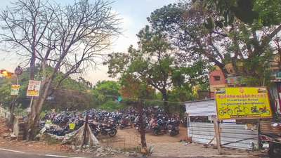 Tamil Nadu: Messy parking lots irk rail travellers