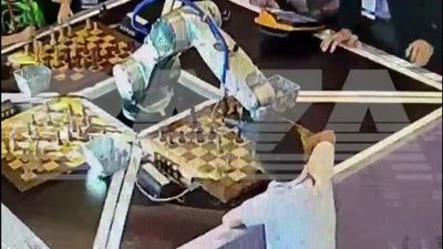 Robot crushes child's finger in Russian chess match