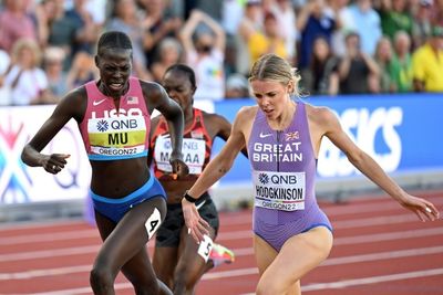 Olympic champion Mu holds off Hodgkinson for 800m gold
