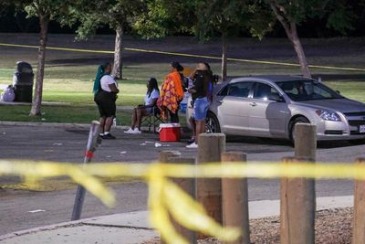 Authorities: 7 hurt in shooting at Los Angeles park