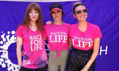 Girls Aloud run charity 5k for late bandmate Sarah Harding