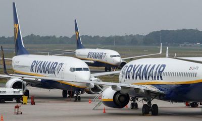 Ryanair returns to spring profit but warns of autumn Covid risks