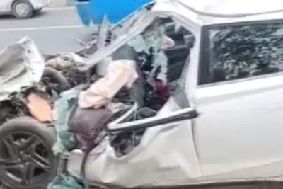 Crime in Delhi: 3 of a family killed as car collides with stationary bus