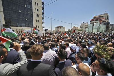 Palestinian lawyers hold rare protest against Abbas's 'rule by decree'