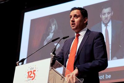 Anas Sarwar urged to clarify nationalisation stance as Starmer sparks confusion