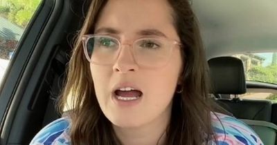 Woman baffled after her date got angry she didn't wear heels to mini golf