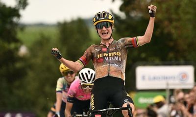 Marianne Vos takes yellow jersey on second stage of Tour de France Femmes