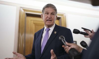 Democratic senator Joe Manchin tests positive for Covid