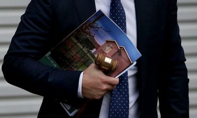 Auction clearance rates tumble as rising interest rates sap Australian homebuyers’ appetite