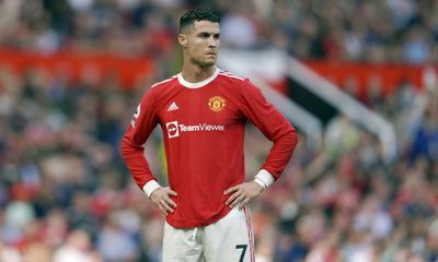 Cristiano Ronaldo set for talks with Manchester United over future