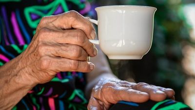 Aged care centres in Queensland have 930 staff with COVID, and the regions are battling