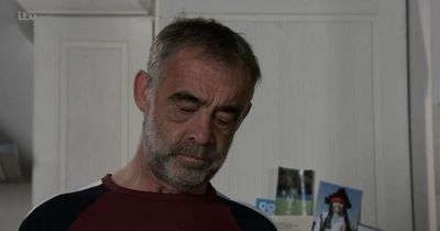 ITV Coronation Street fans fear for Kevin Webster's health as he explodes with rage