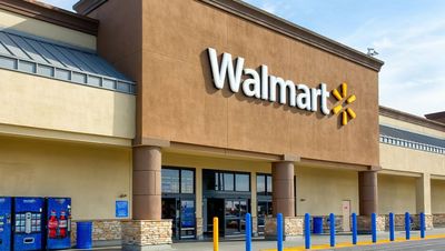 Retail Stocks Skid As Walmart Dives On Profit Warning