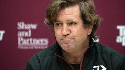 Manly Sea Eagles coach apologises for handling of gay pride jerseys as seven refuse to play