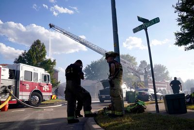 Official: Grass fire torches as many as 20 Dallas-area homes